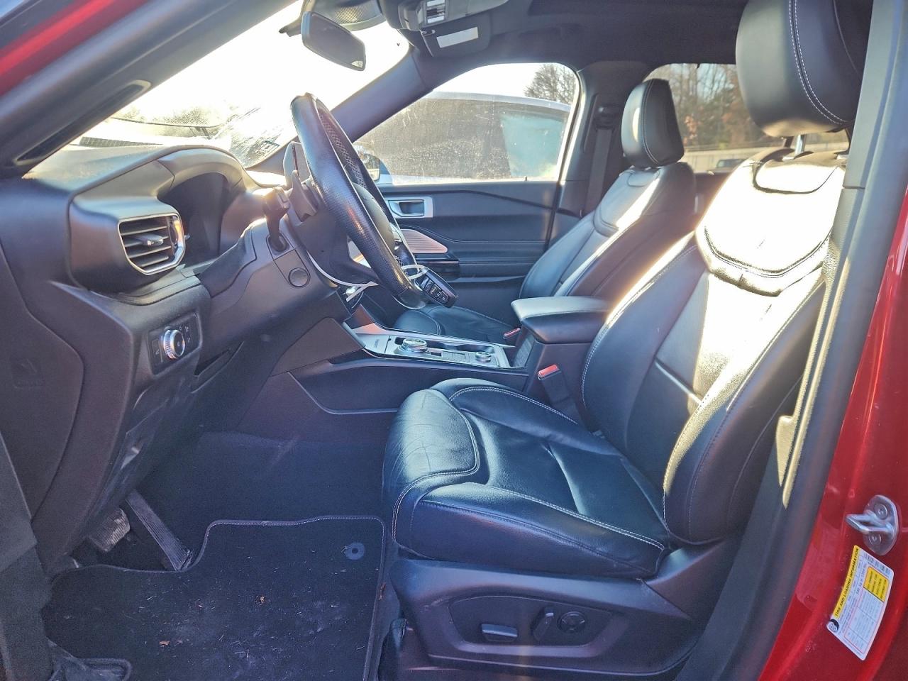 2021 FORD EXPLORER ST photo 19