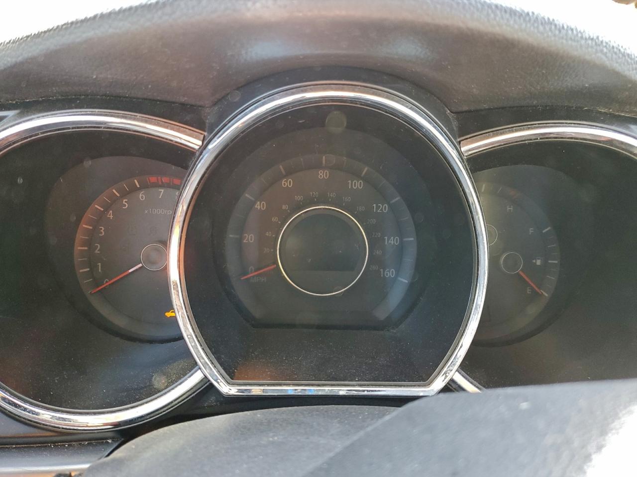2011 KIA OPTIMA LX photo 25