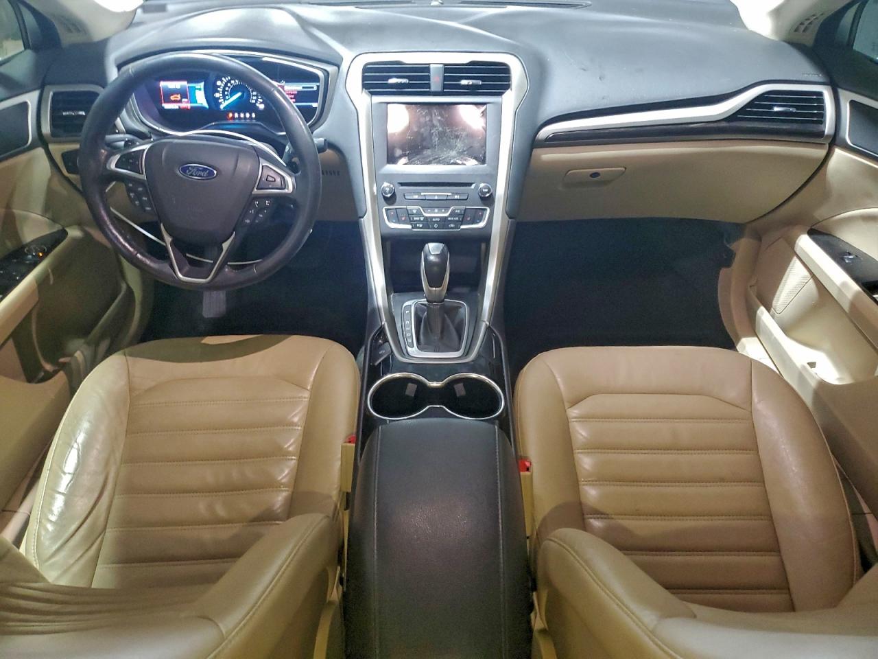 2016 FORD FUSION SE photo 8