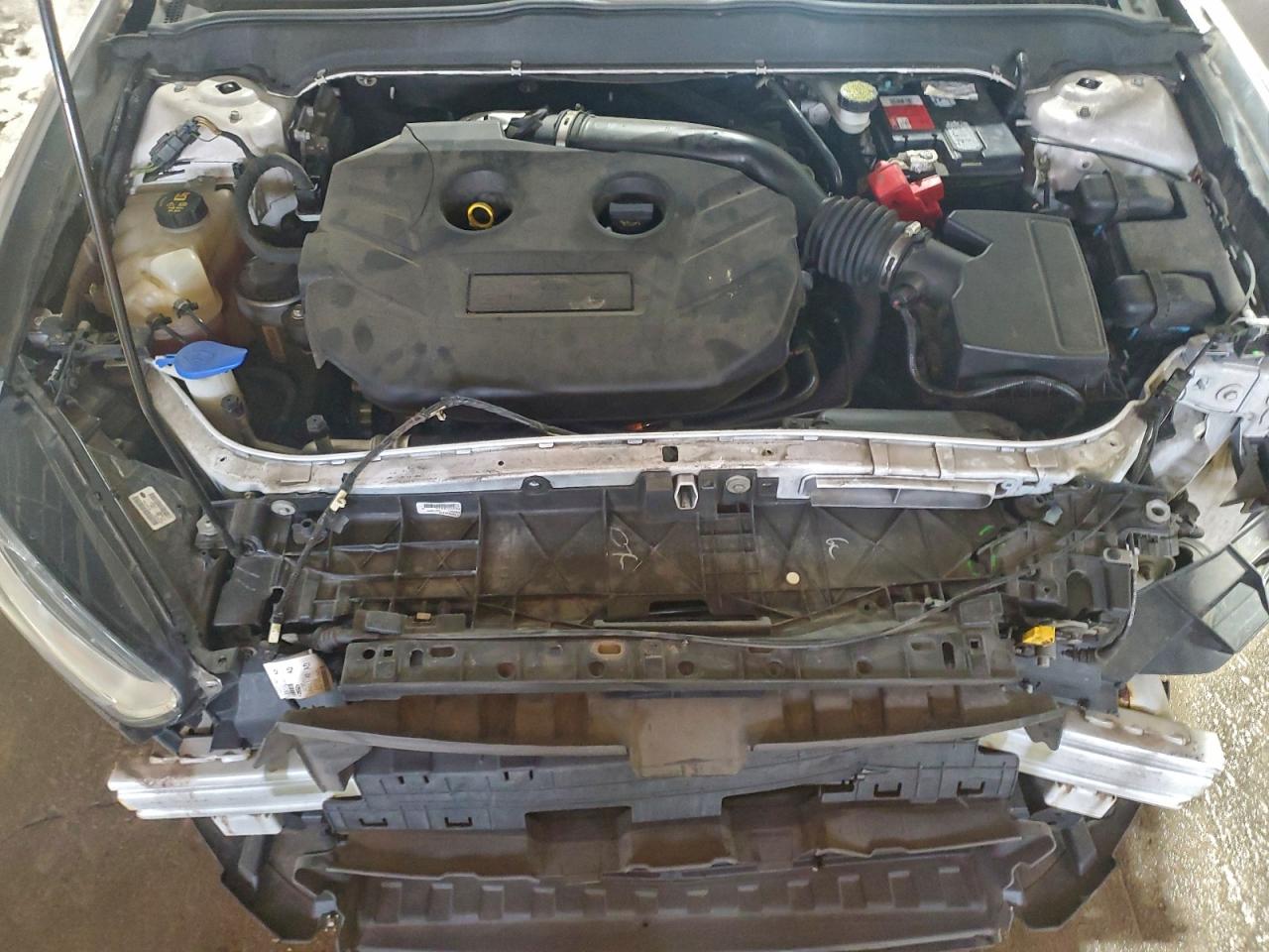 2016 FORD FUSION SE photo 11