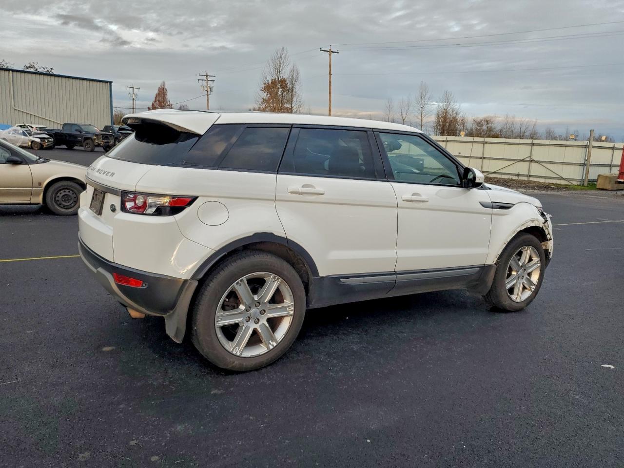 2015 LAND ROVER RANGE ROVER EVOQUE PURE PLUS photo 3