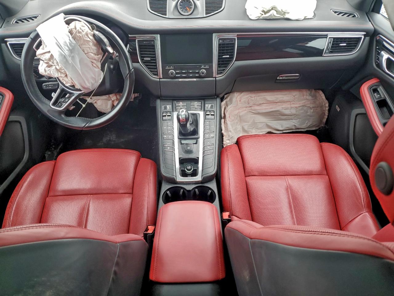 2018 PORSCHE MACAN photo 8