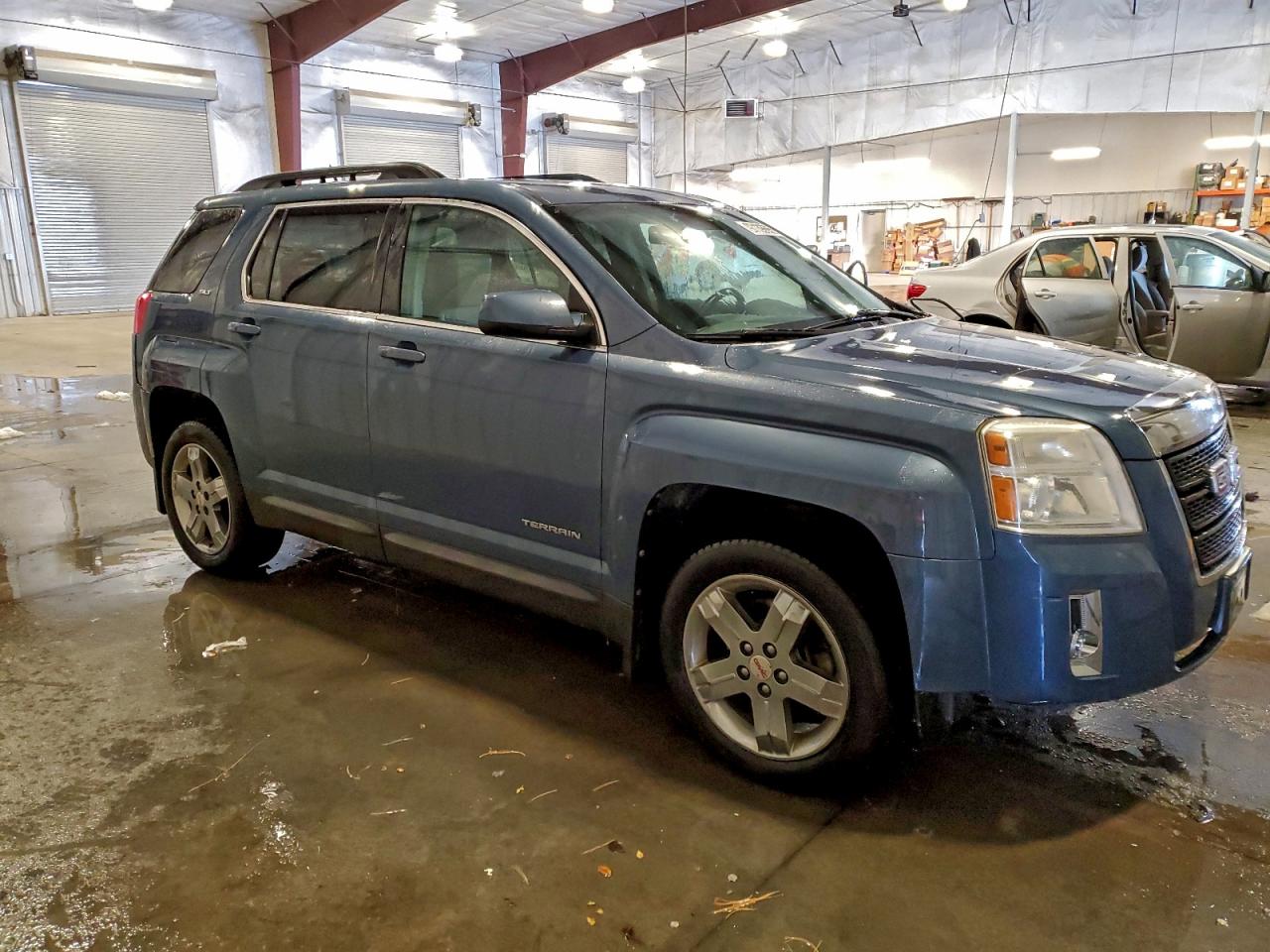 2012 GMC TERRAIN SLT photo 4