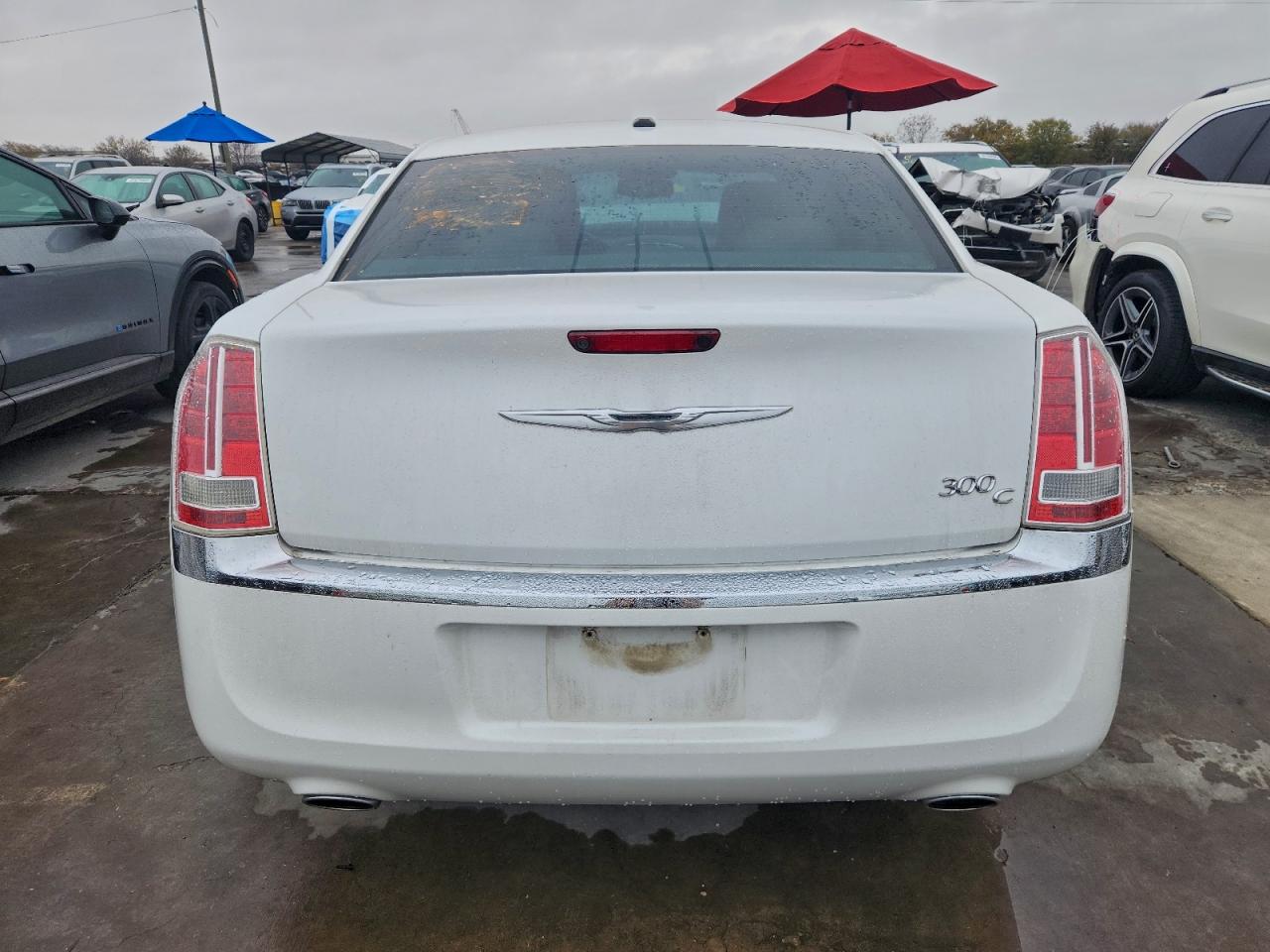 2013 CHRYSLER 300C photo 6