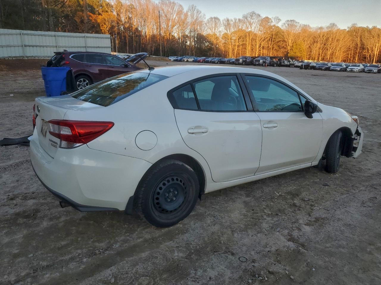 2017 SUBARU IMPREZA photo 3