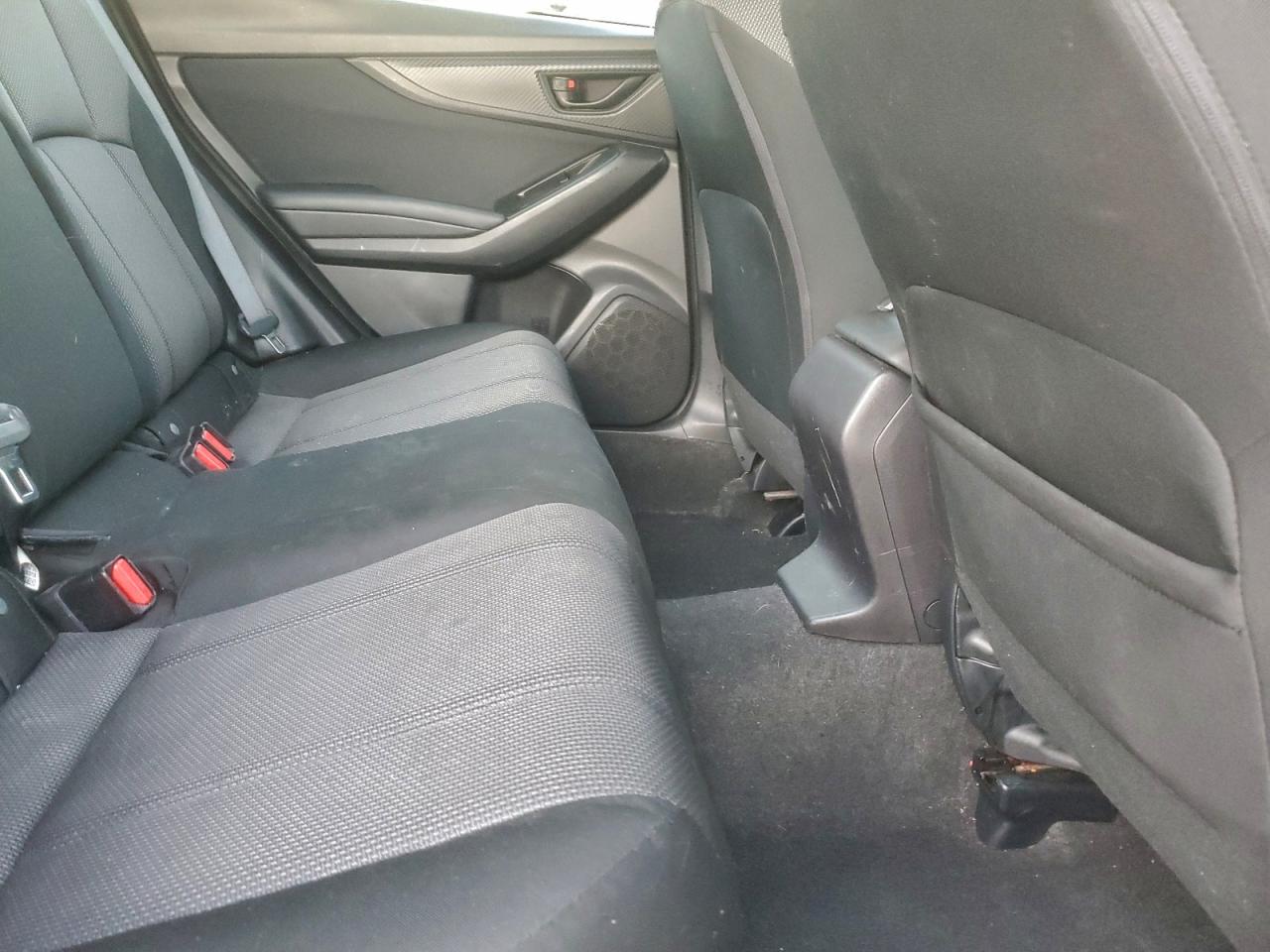 2017 SUBARU IMPREZA photo 10
