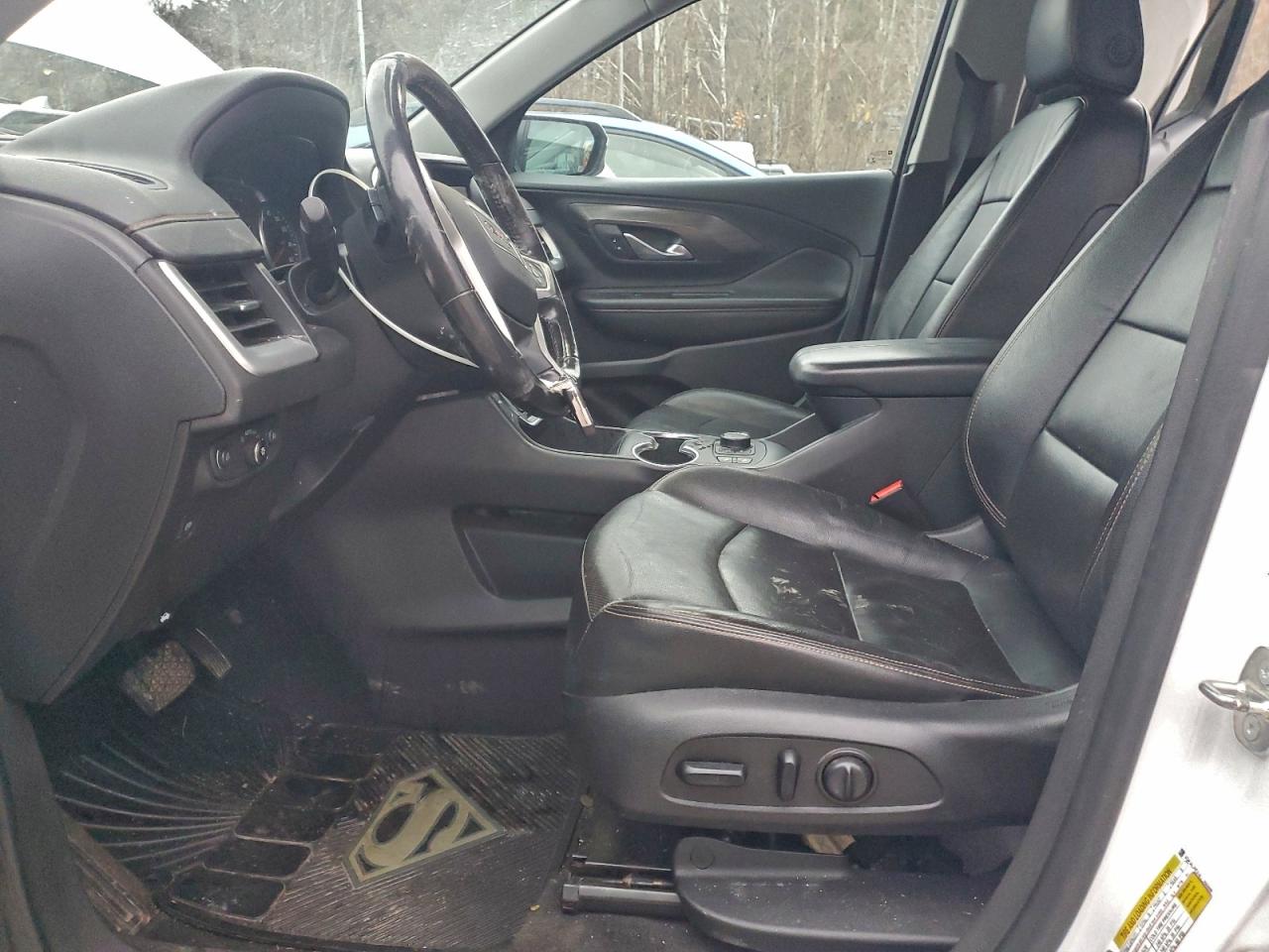 2020 GMC TERRAIN SLT photo 7