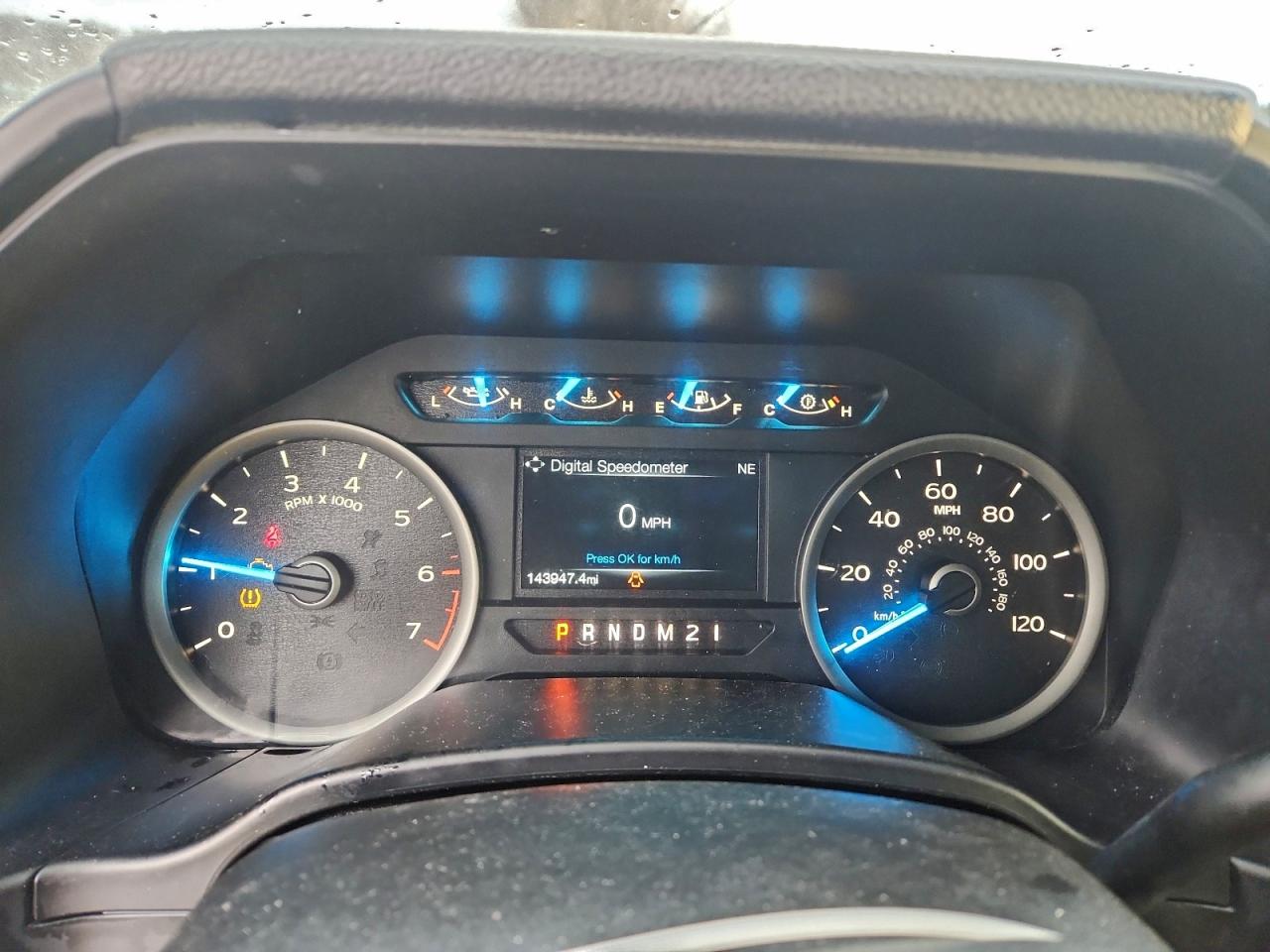 2017 FORD F150 SUPERCREW photo 9