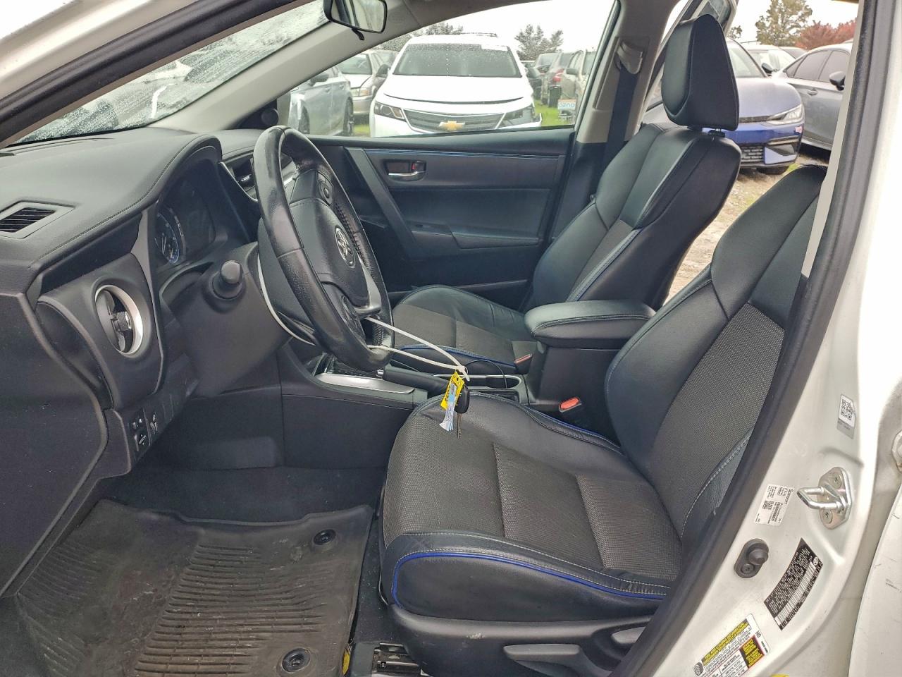 2019 TOYOTA COROLLA L photo 7