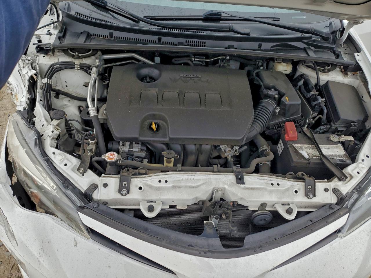 2019 TOYOTA COROLLA L photo 11