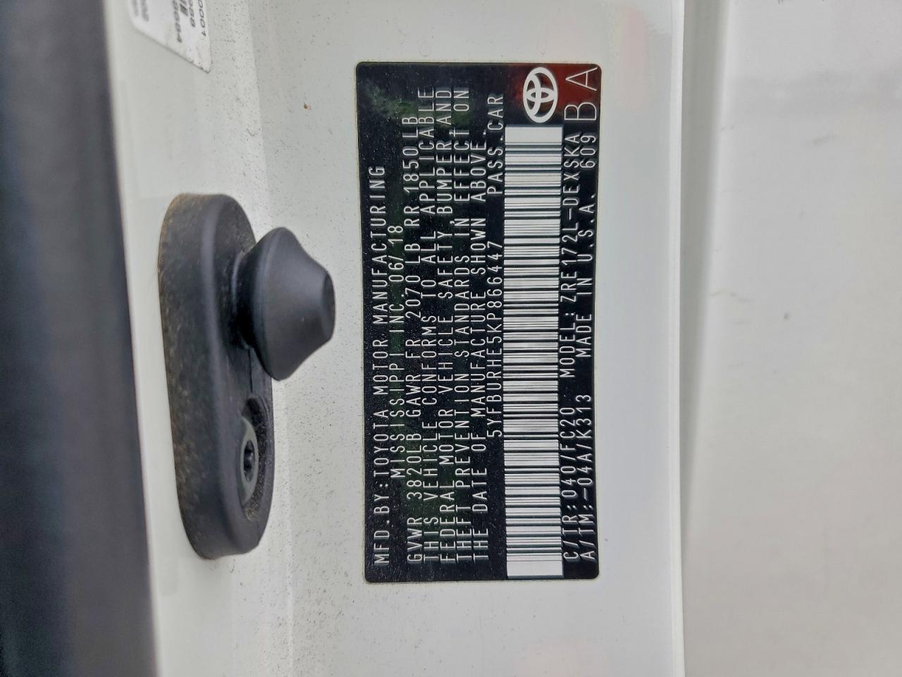 2019 TOYOTA COROLLA L photo 12