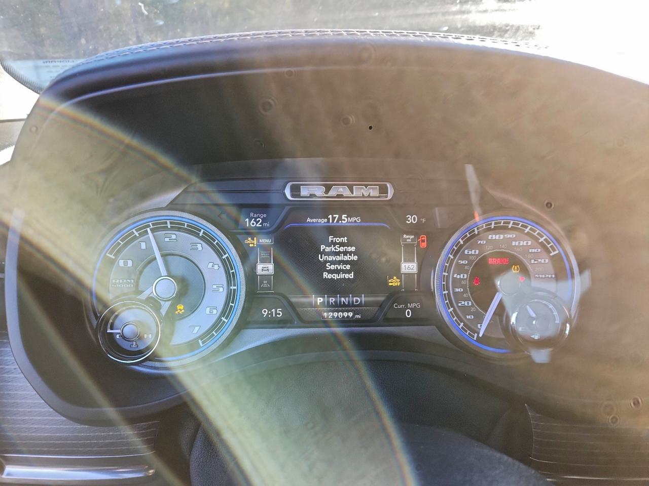 2019 RAM 1500 LIMITED photo 9