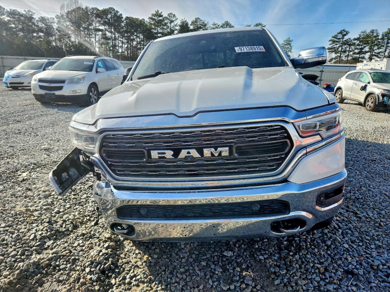 2019 RAM 1500 LIMITED photo 5
