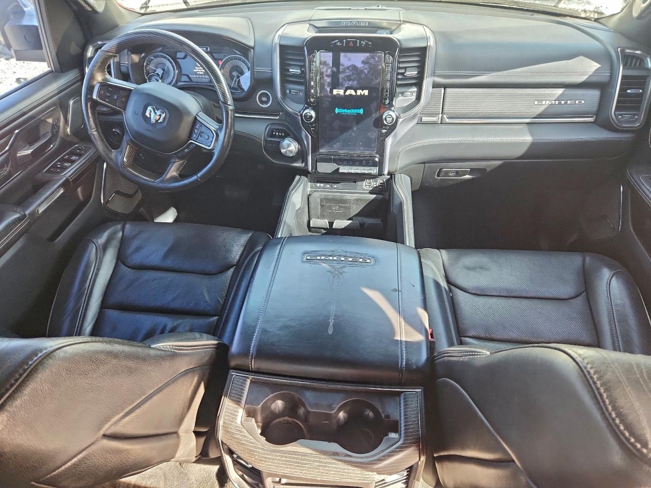2019 RAM 1500 LIMITED photo 8