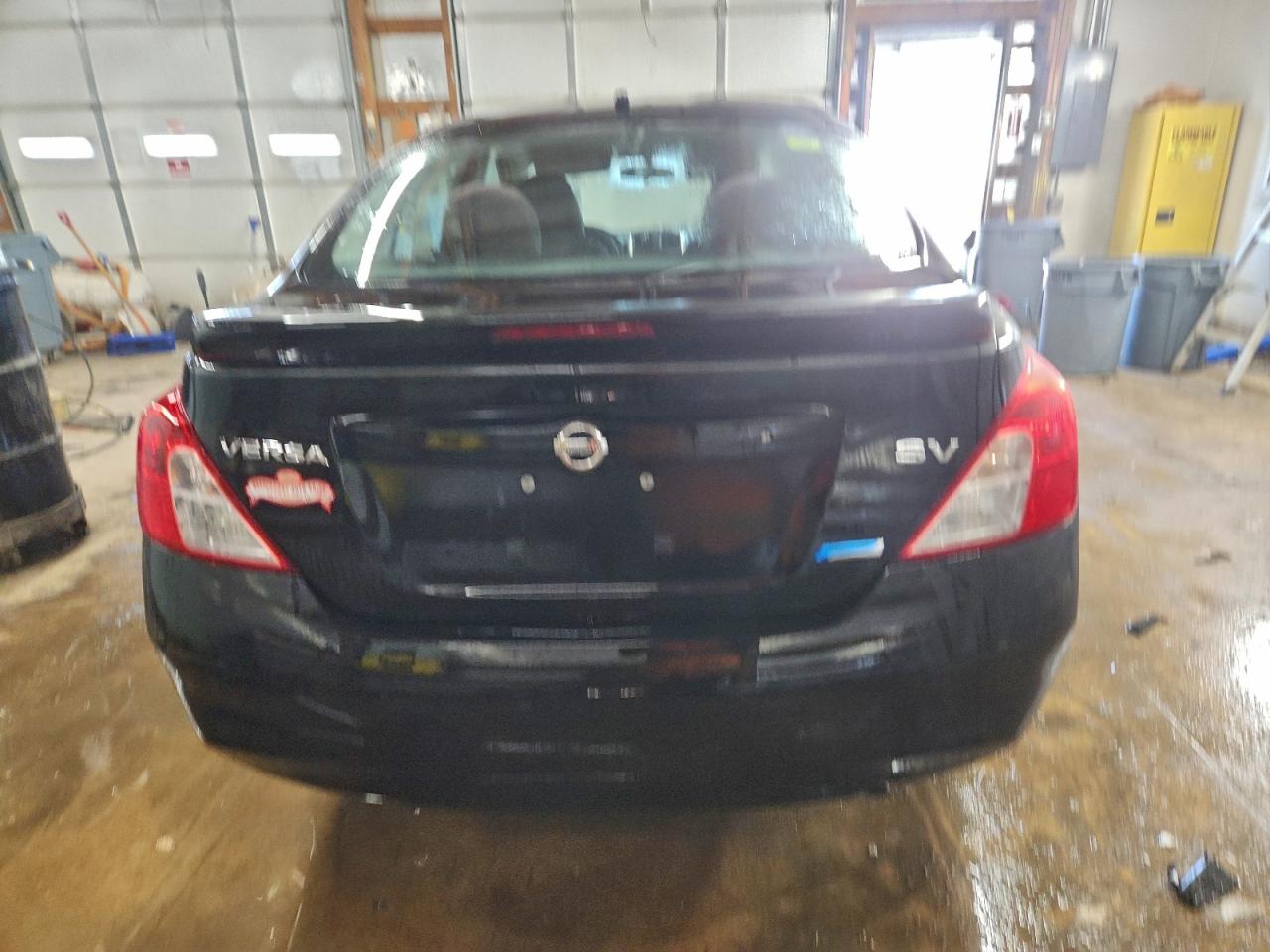 2014 NISSAN VERSA S photo 11
