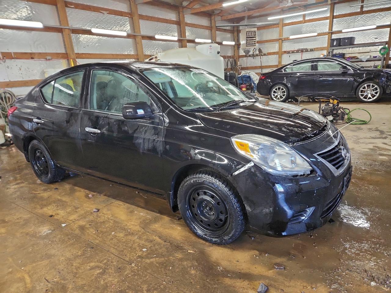 2014 NISSAN VERSA S photo 7