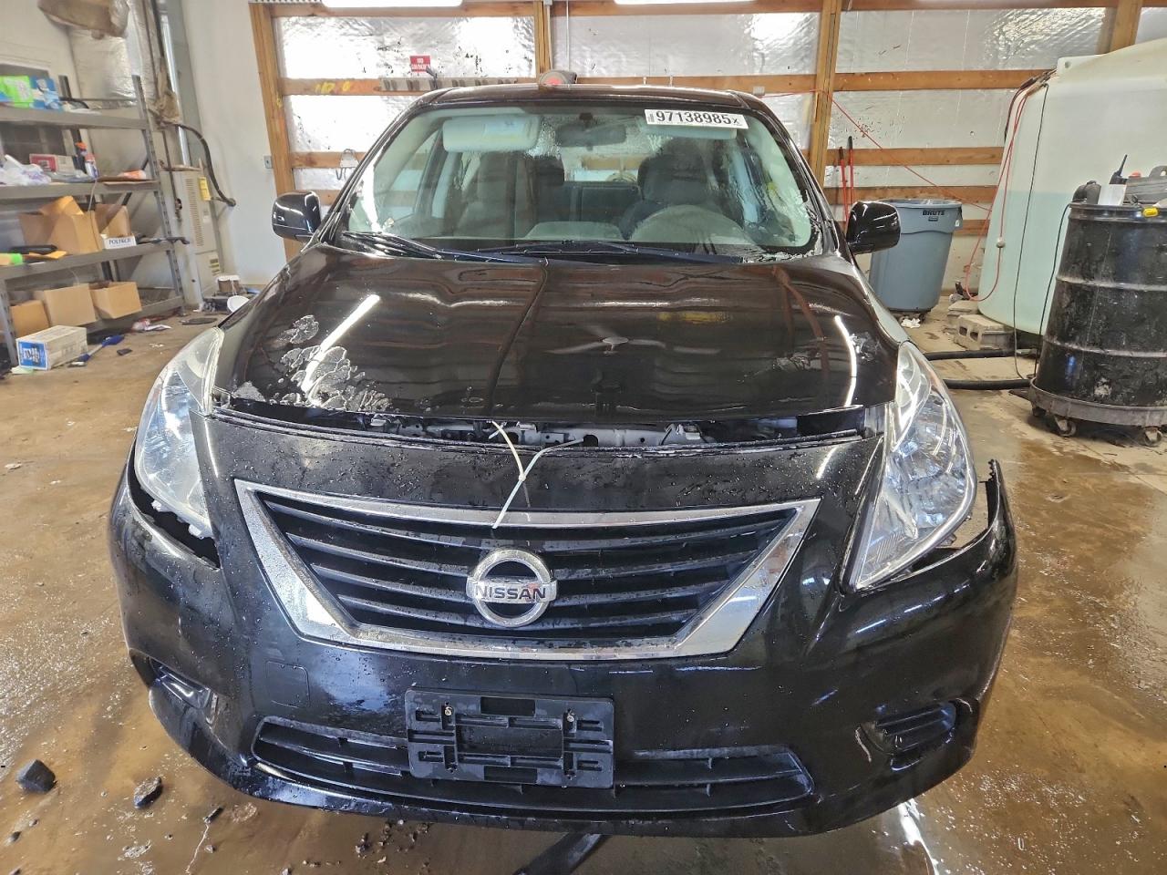 2014 NISSAN VERSA S photo 9