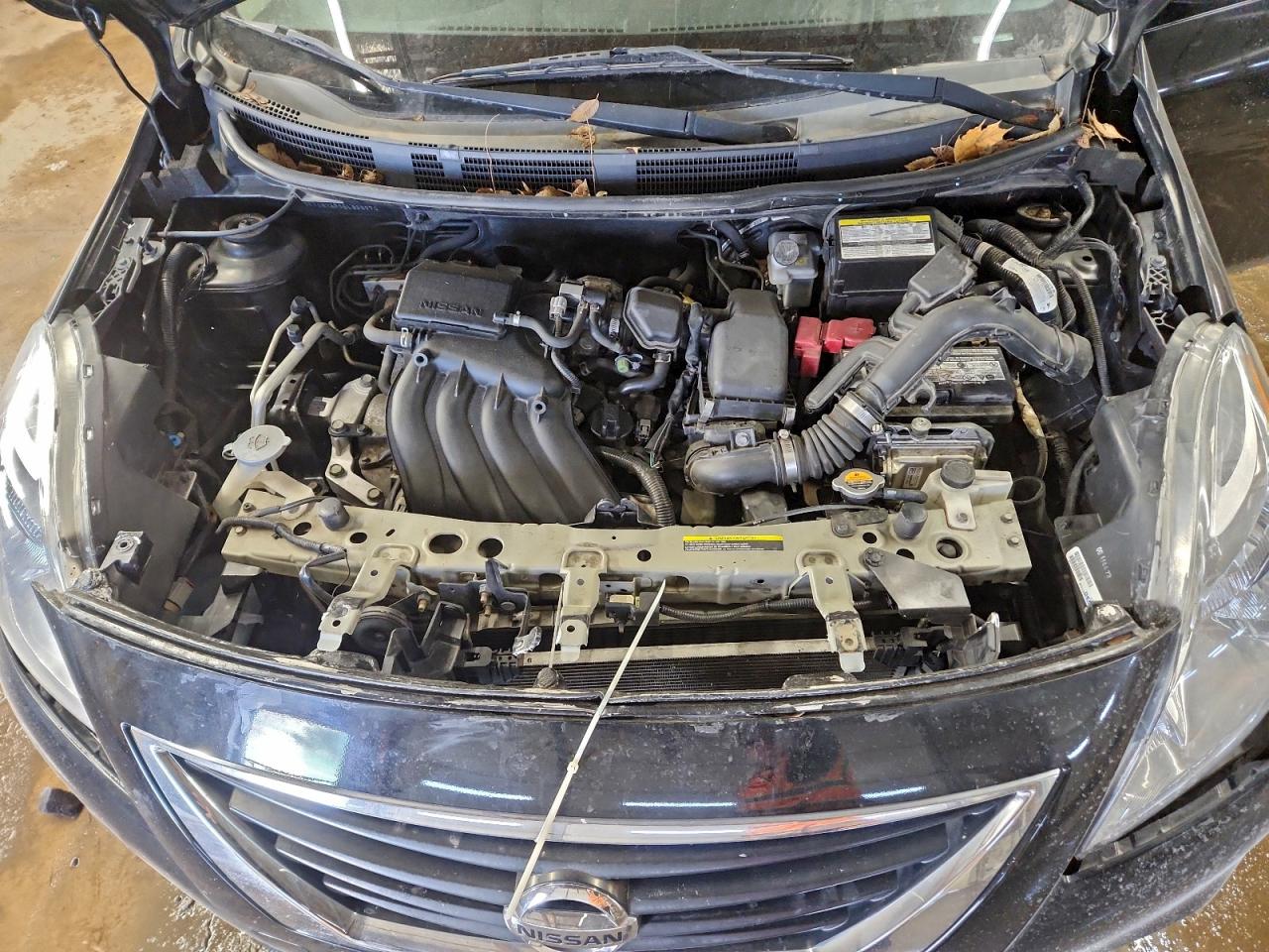 2014 NISSAN VERSA S photo 21
