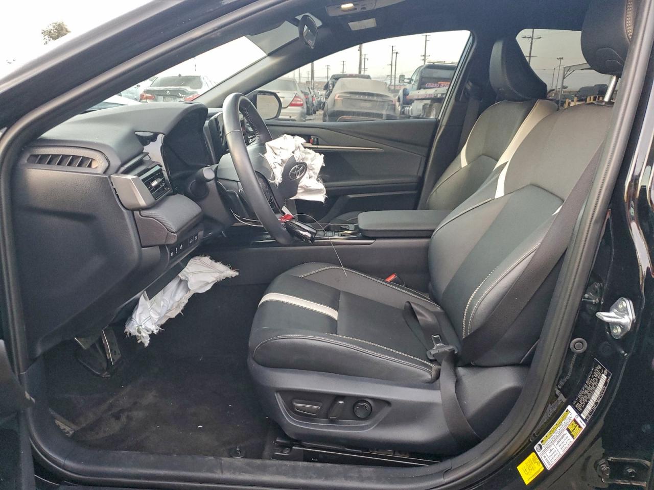 2025 TOYOTA CAMRY XSE photo 19