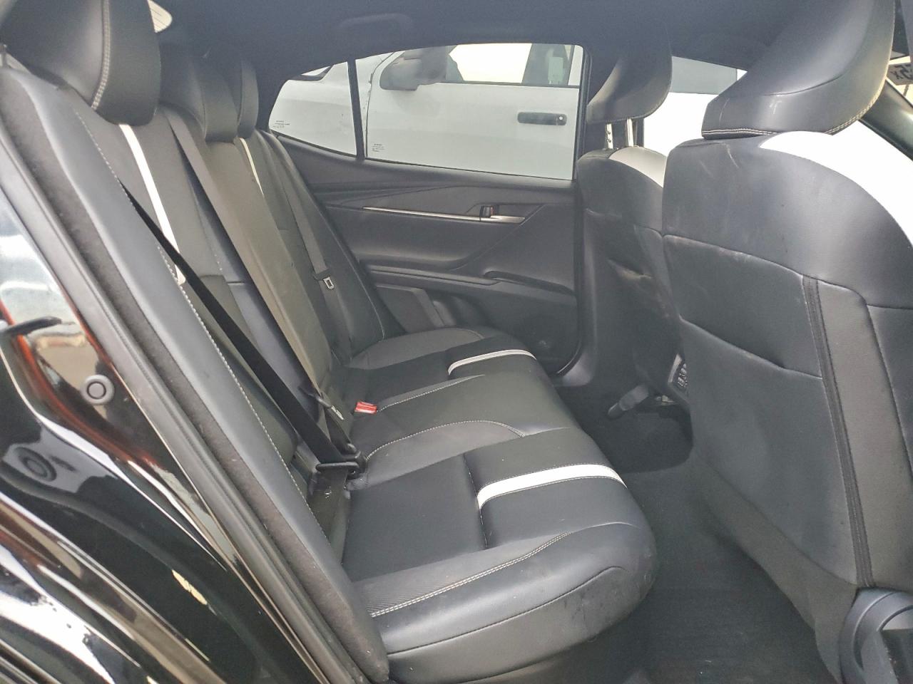 2025 TOYOTA CAMRY XSE photo 28