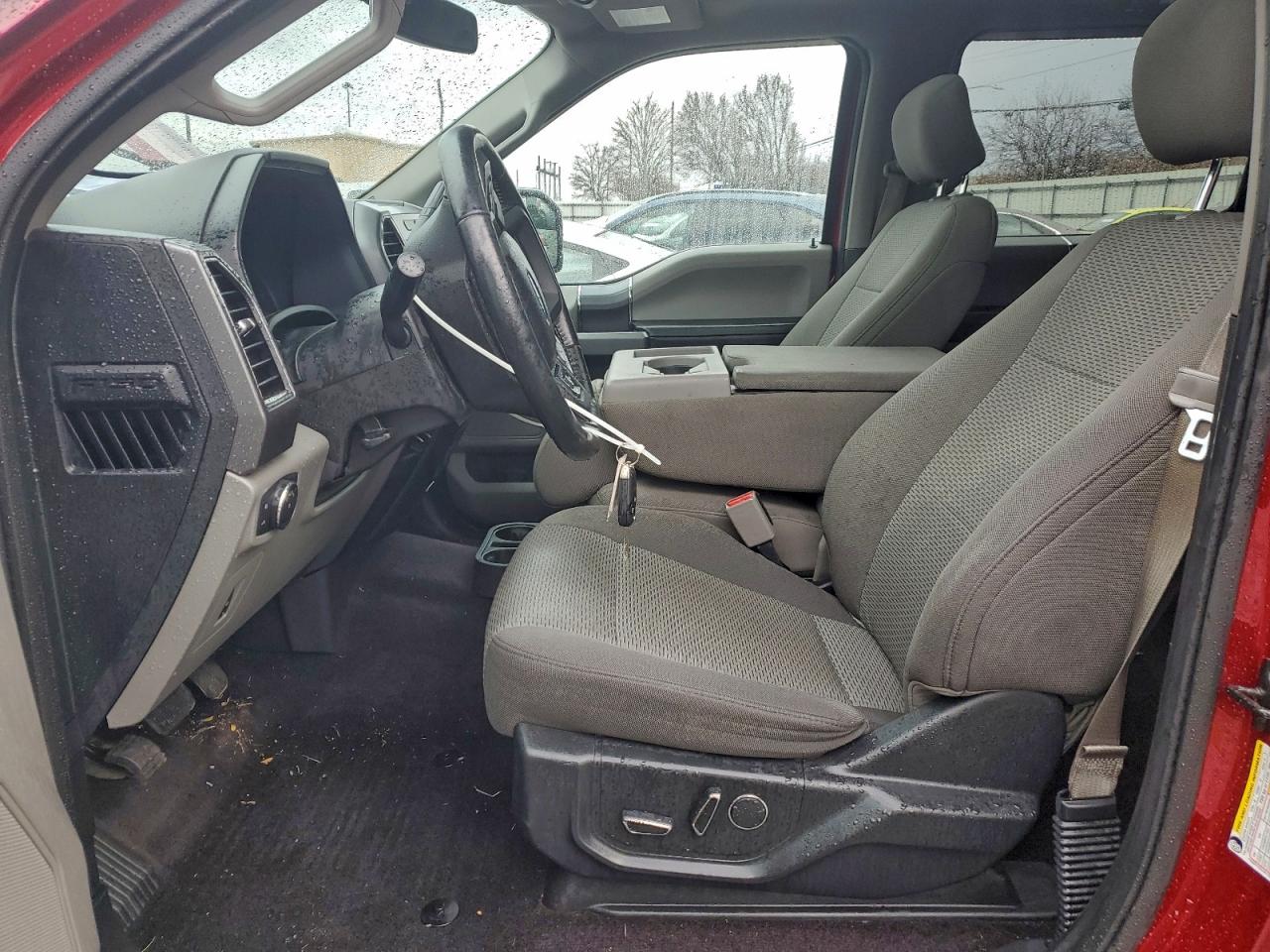 2017 FORD F150 SUPERCREW photo 13