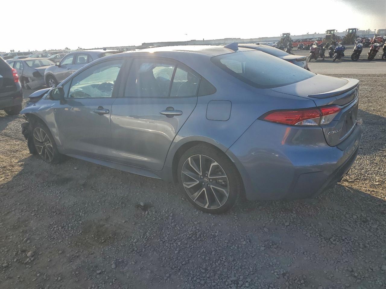 2022 TOYOTA COROLLA SE photo 2