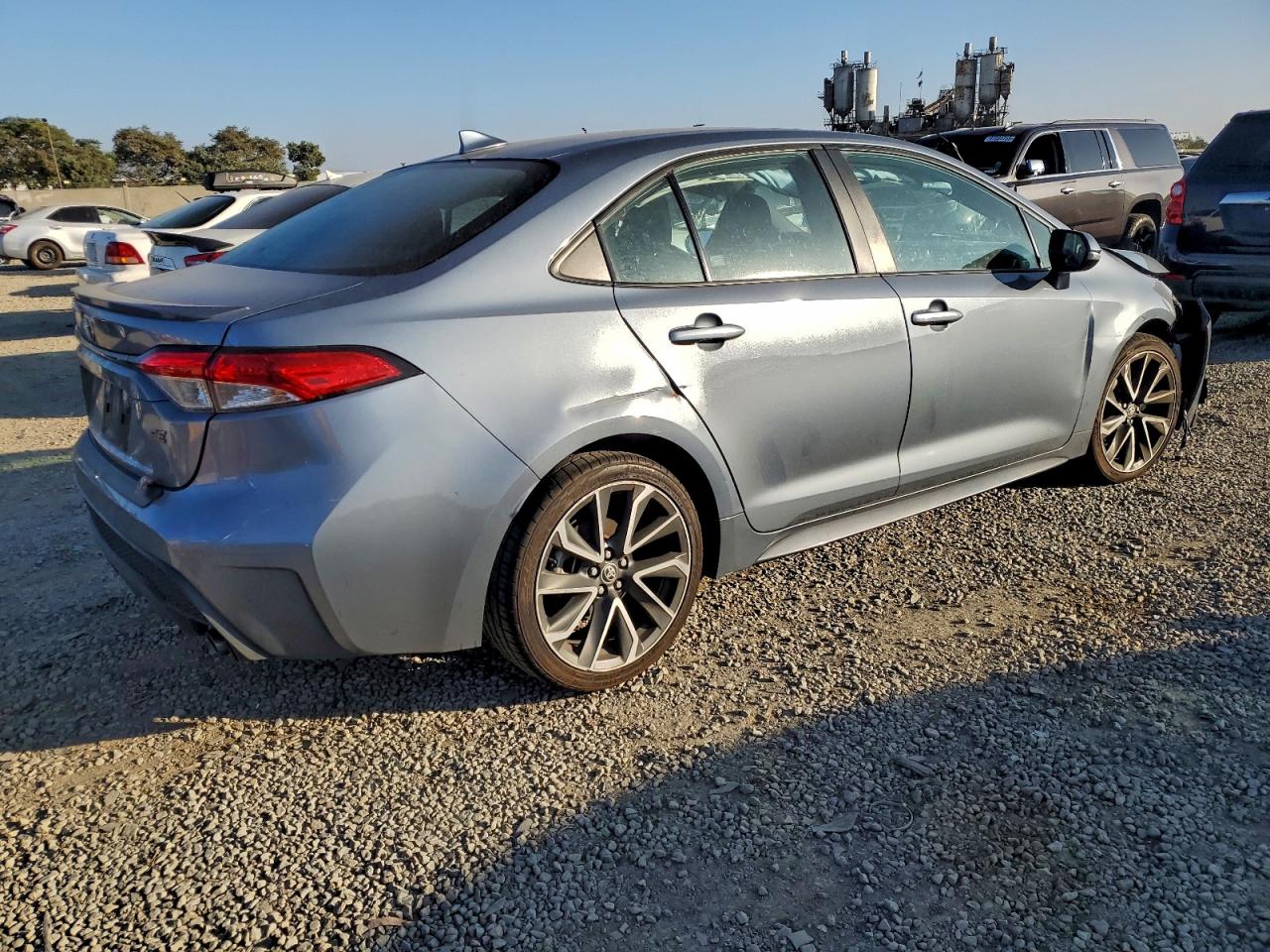 2022 TOYOTA COROLLA SE photo 3