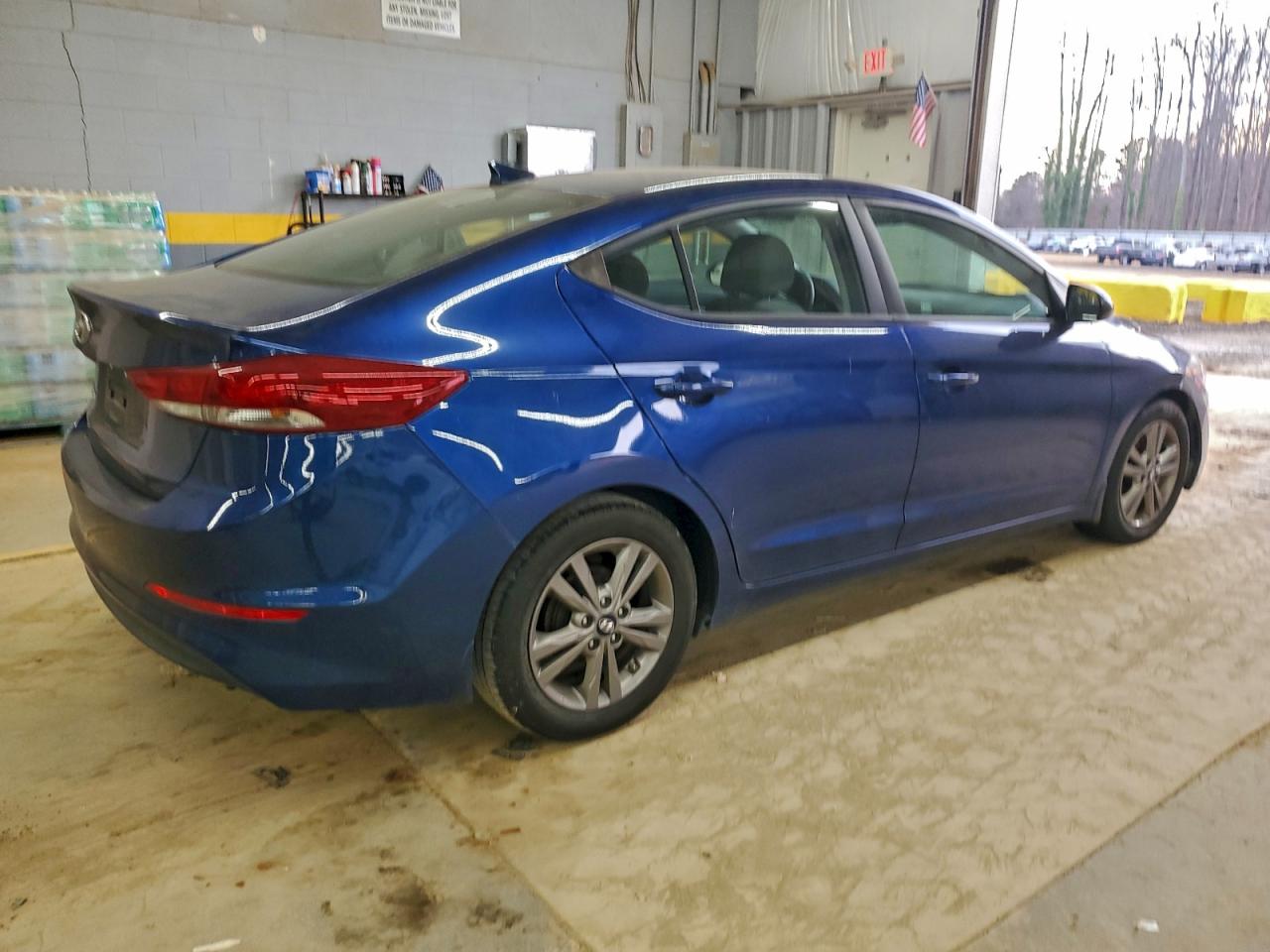 2017 HYUNDAI ELANTRA SE photo 3