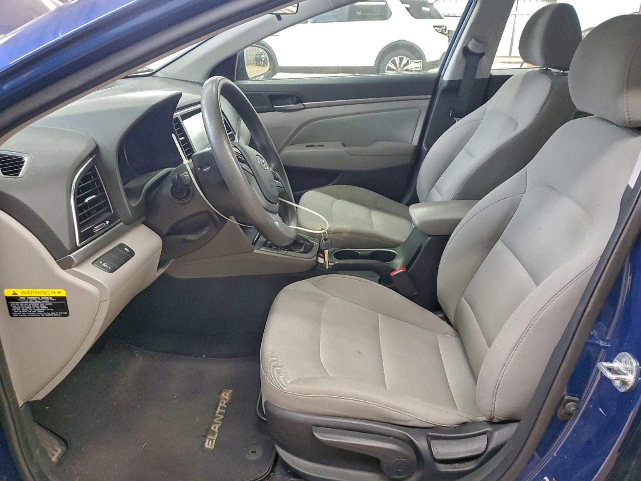 2017 HYUNDAI ELANTRA SE photo 7