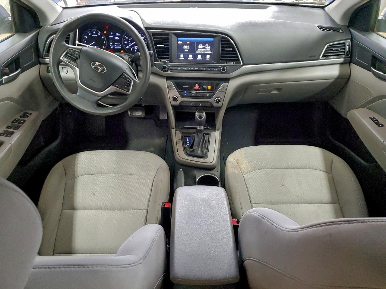 2017 HYUNDAI ELANTRA SE photo 8