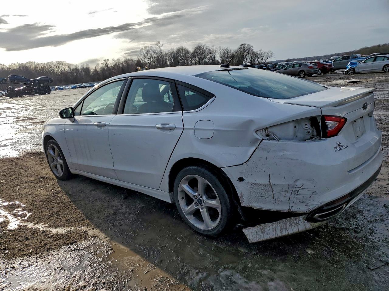2016 FORD FUSION SE photo 2