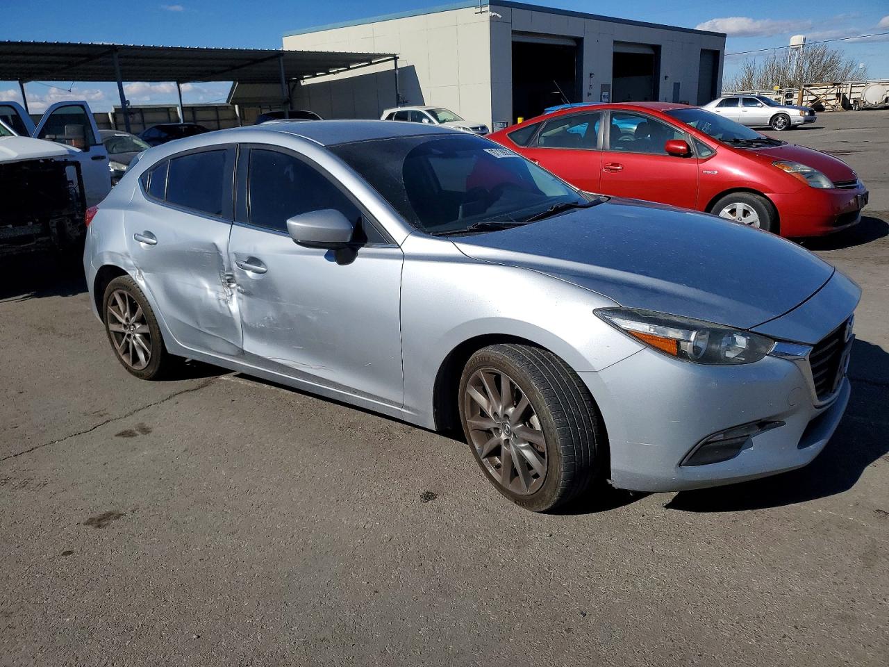 2018 MAZDA 3 TOURING photo 4