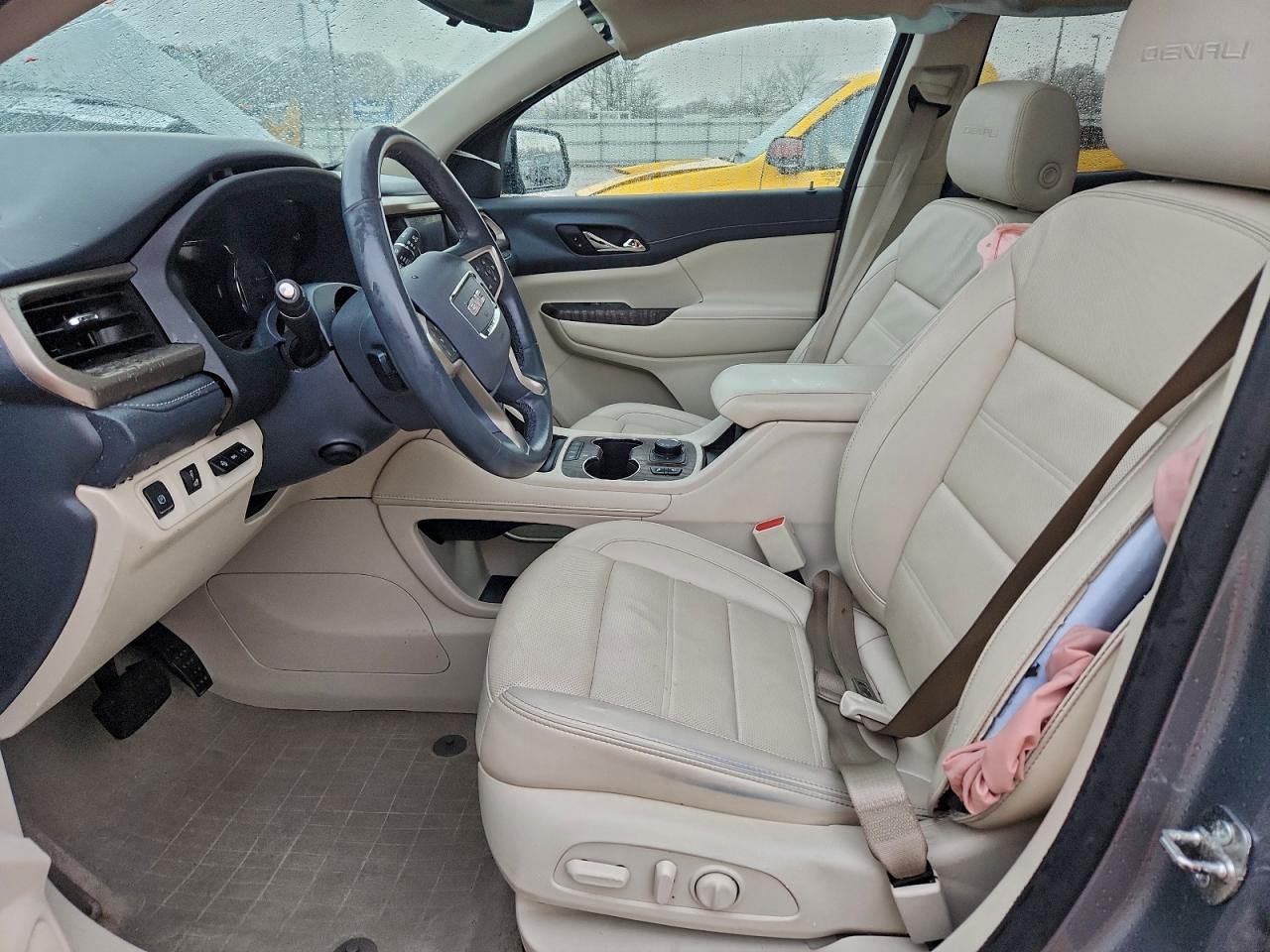 2023 GMC ACADIA DENALI photo 7