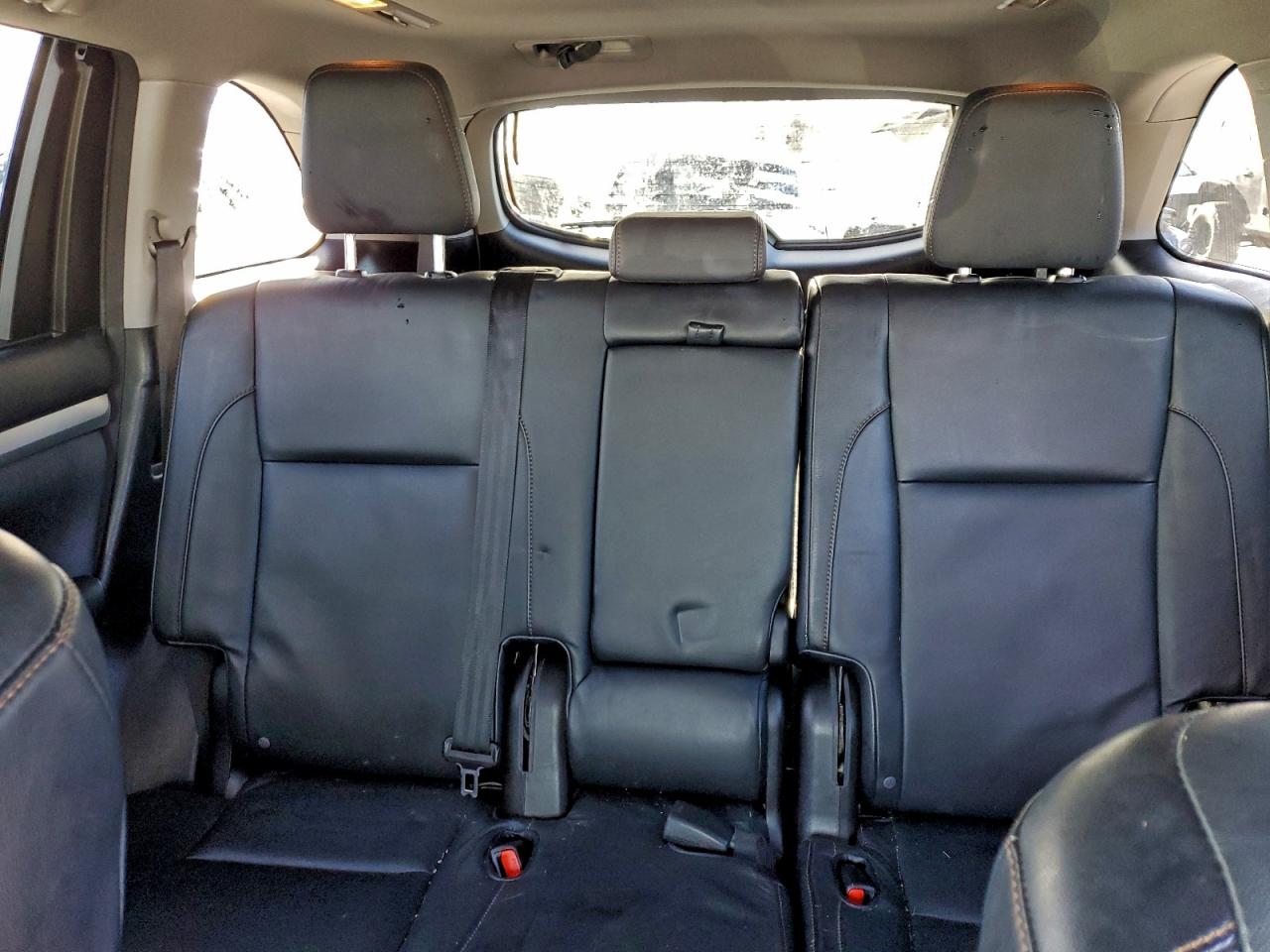 2016 TOYOTA HIGHLANDER XLE photo 10