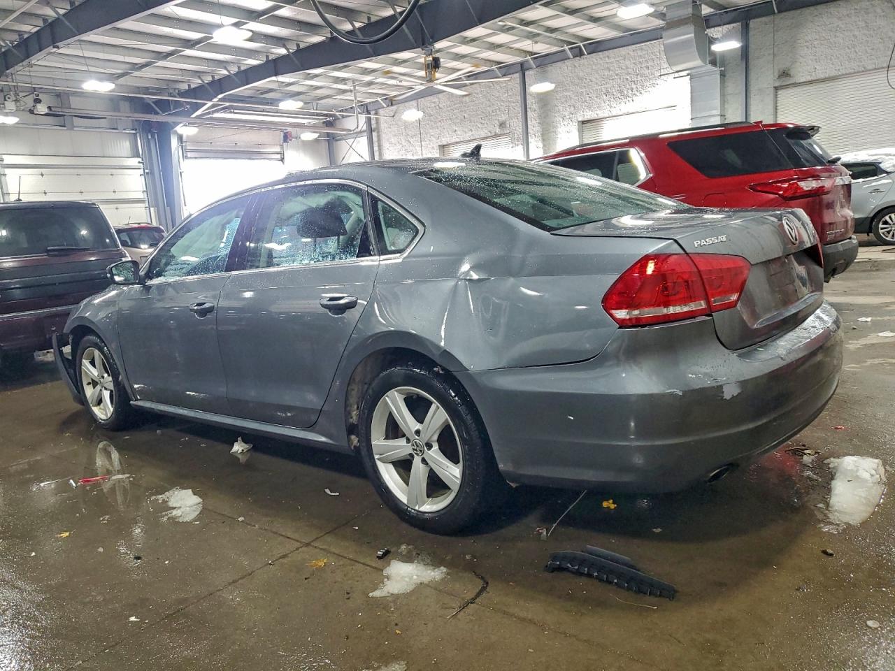 2015 VOLKSWAGEN PASSAT SE photo 2