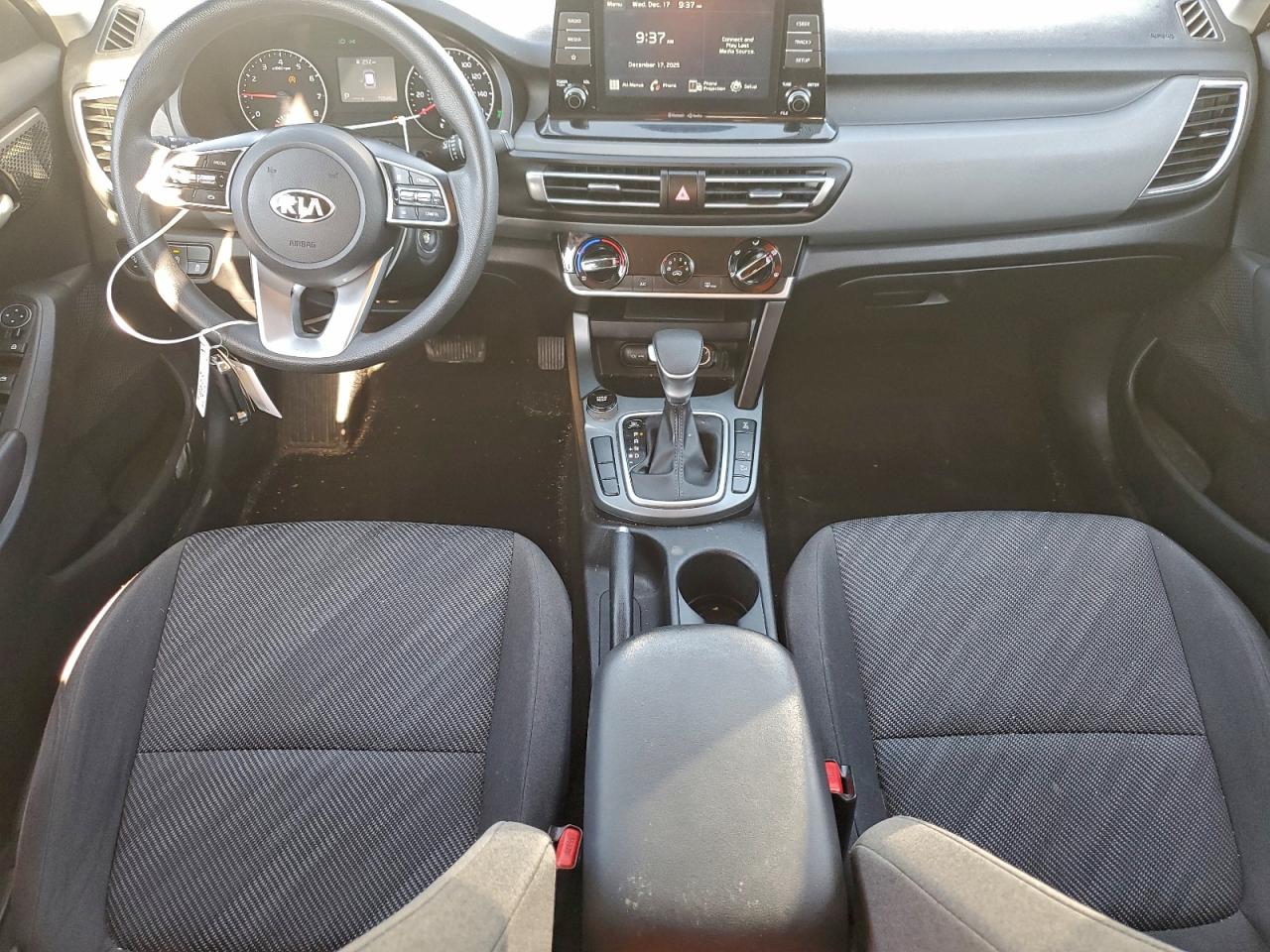 2021 KIA SELTOS LX photo 22