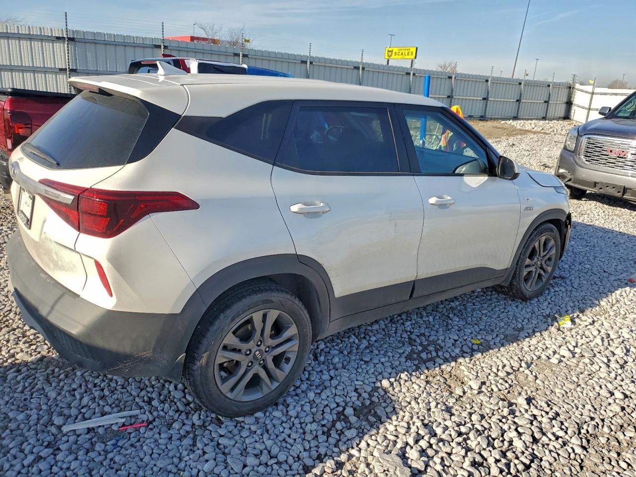 2021 KIA SELTOS LX photo 7