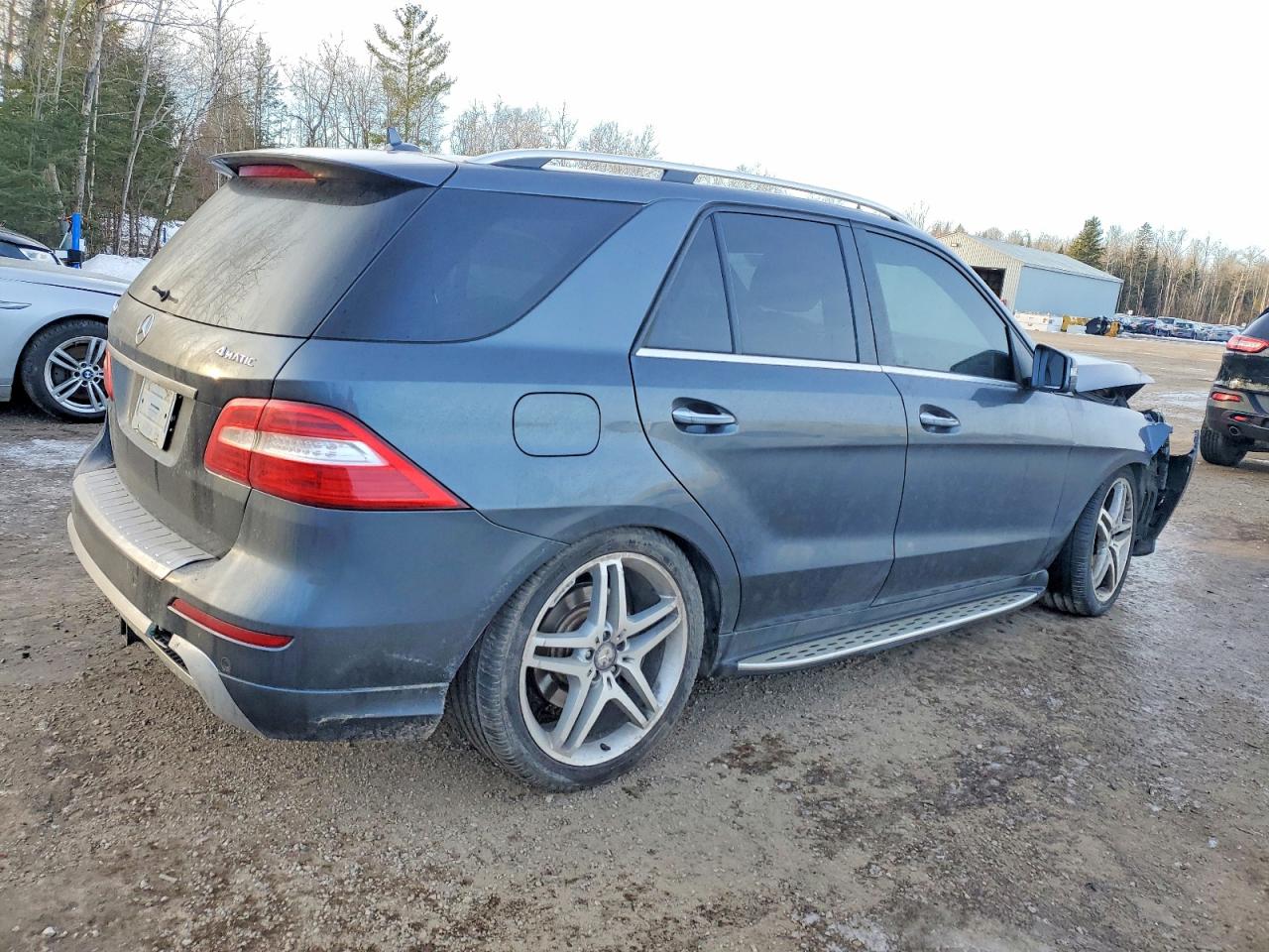2015 MERCEDES-BENZ ML 550 4MATIC photo 3