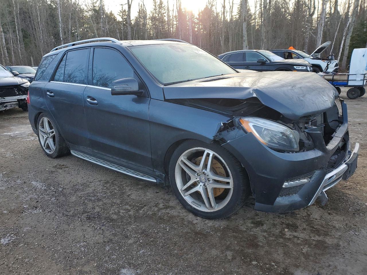 2015 MERCEDES-BENZ ML 550 4MATIC photo 4