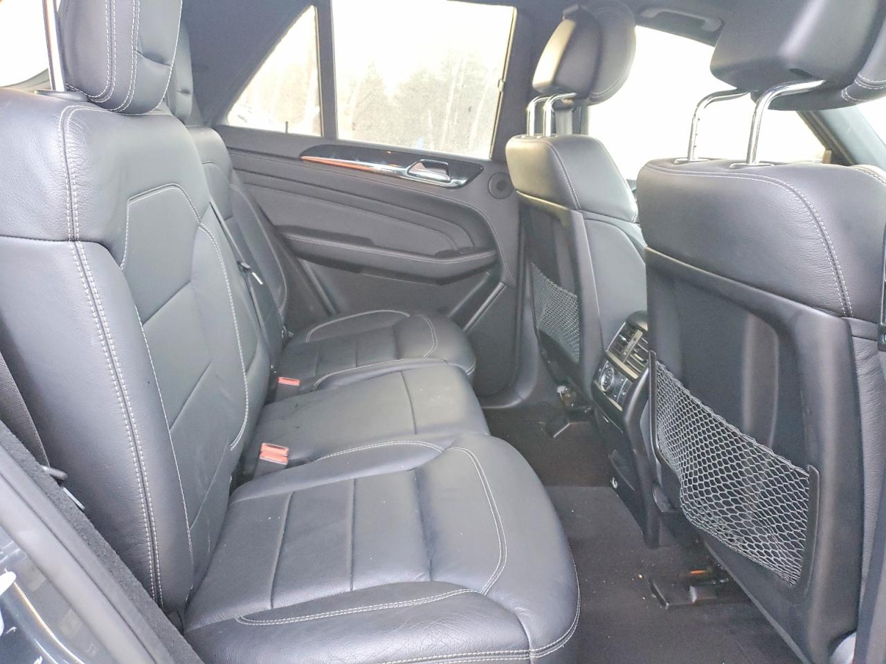 2015 MERCEDES-BENZ ML 550 4MATIC photo 11