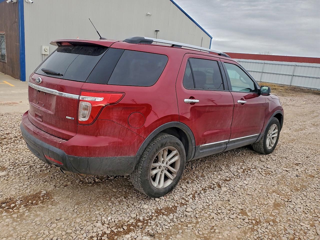 2015 FORD EXPLORER XLT photo 5