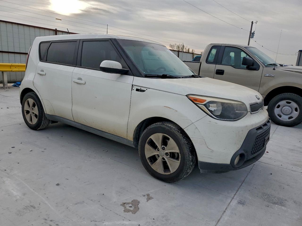 2015 KIA SOUL photo 4