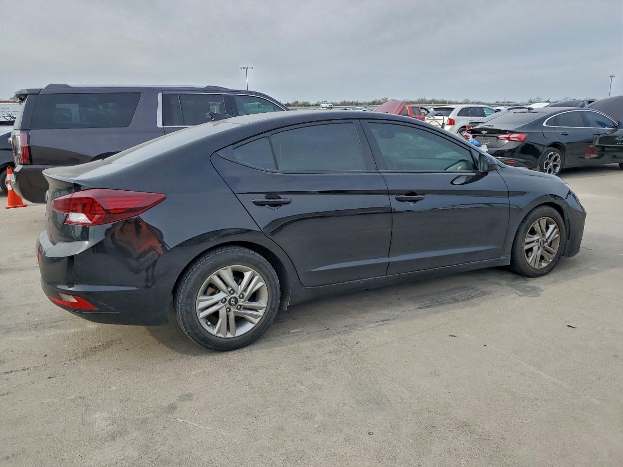2020 HYUNDAI ELANTRA SEL photo 7