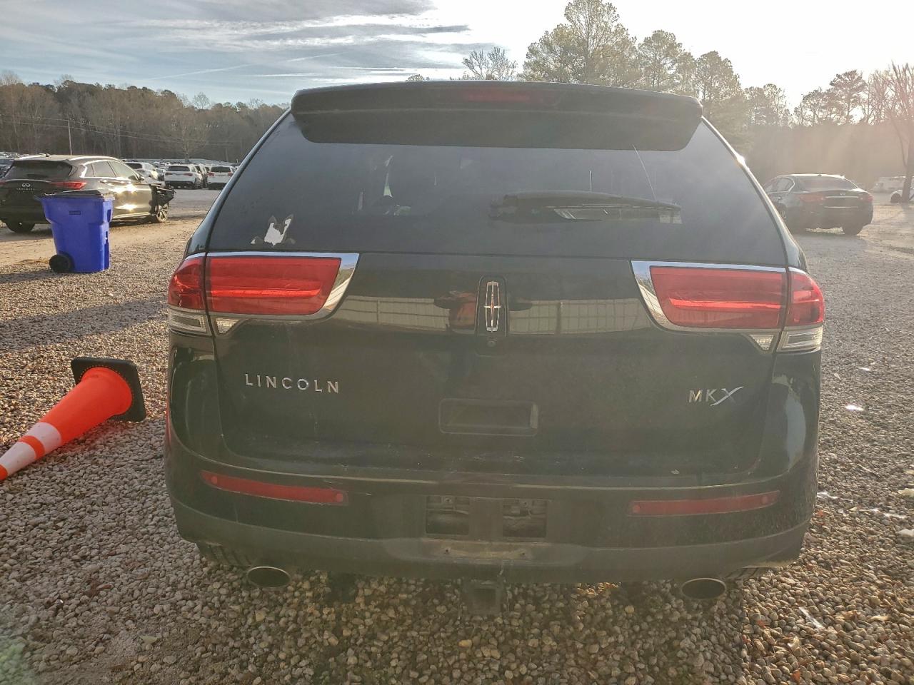 2011 LINCOLN MKX photo 16
