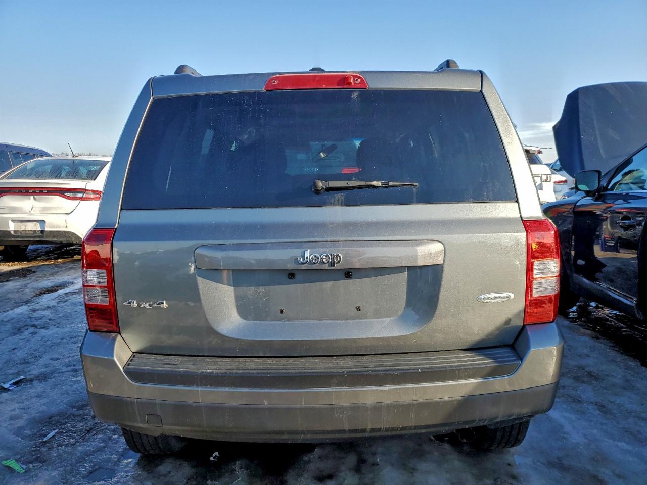 2012 JEEP PATRIOT LATITUDE photo 6