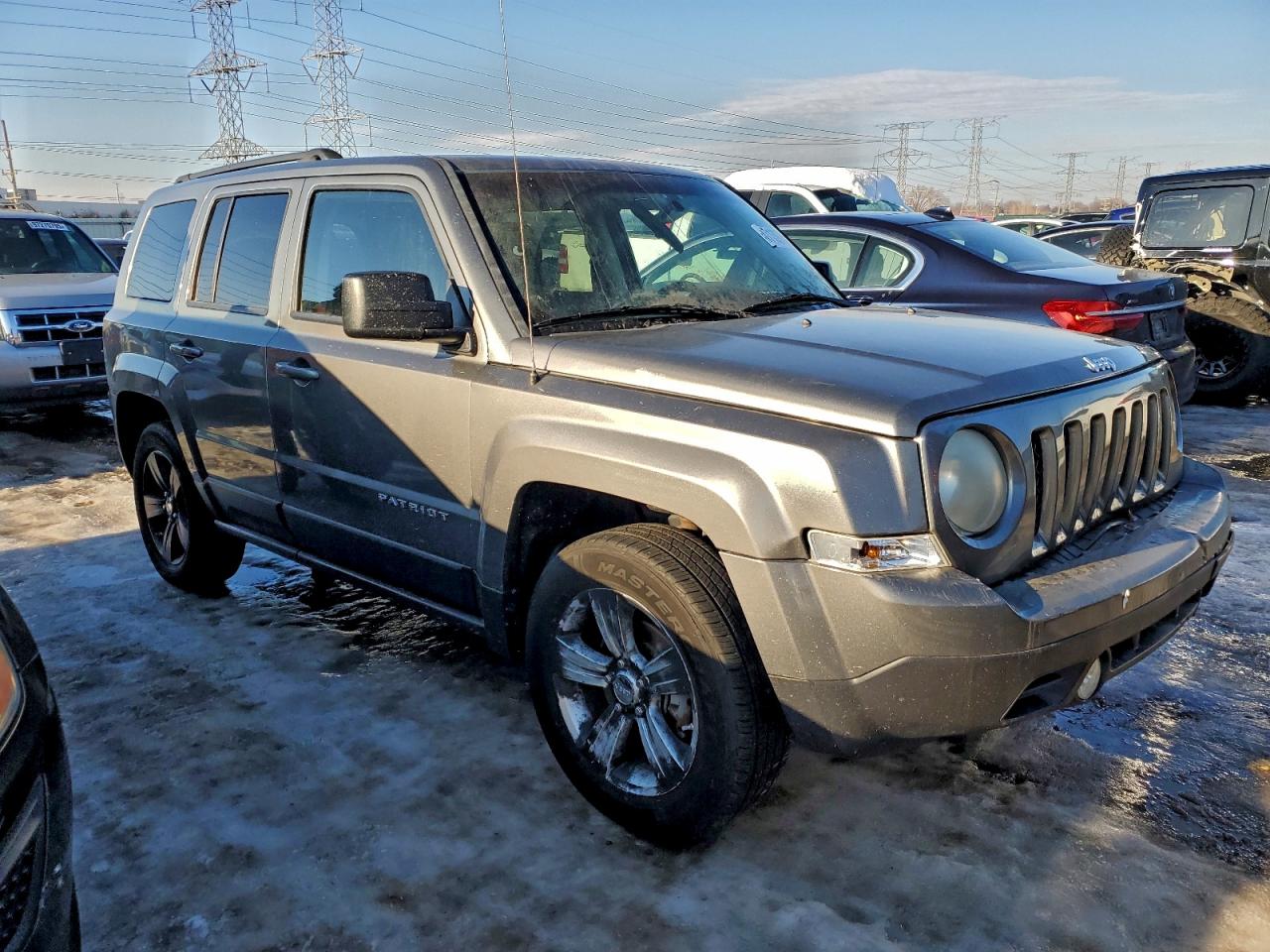 2012 JEEP PATRIOT LATITUDE photo 4