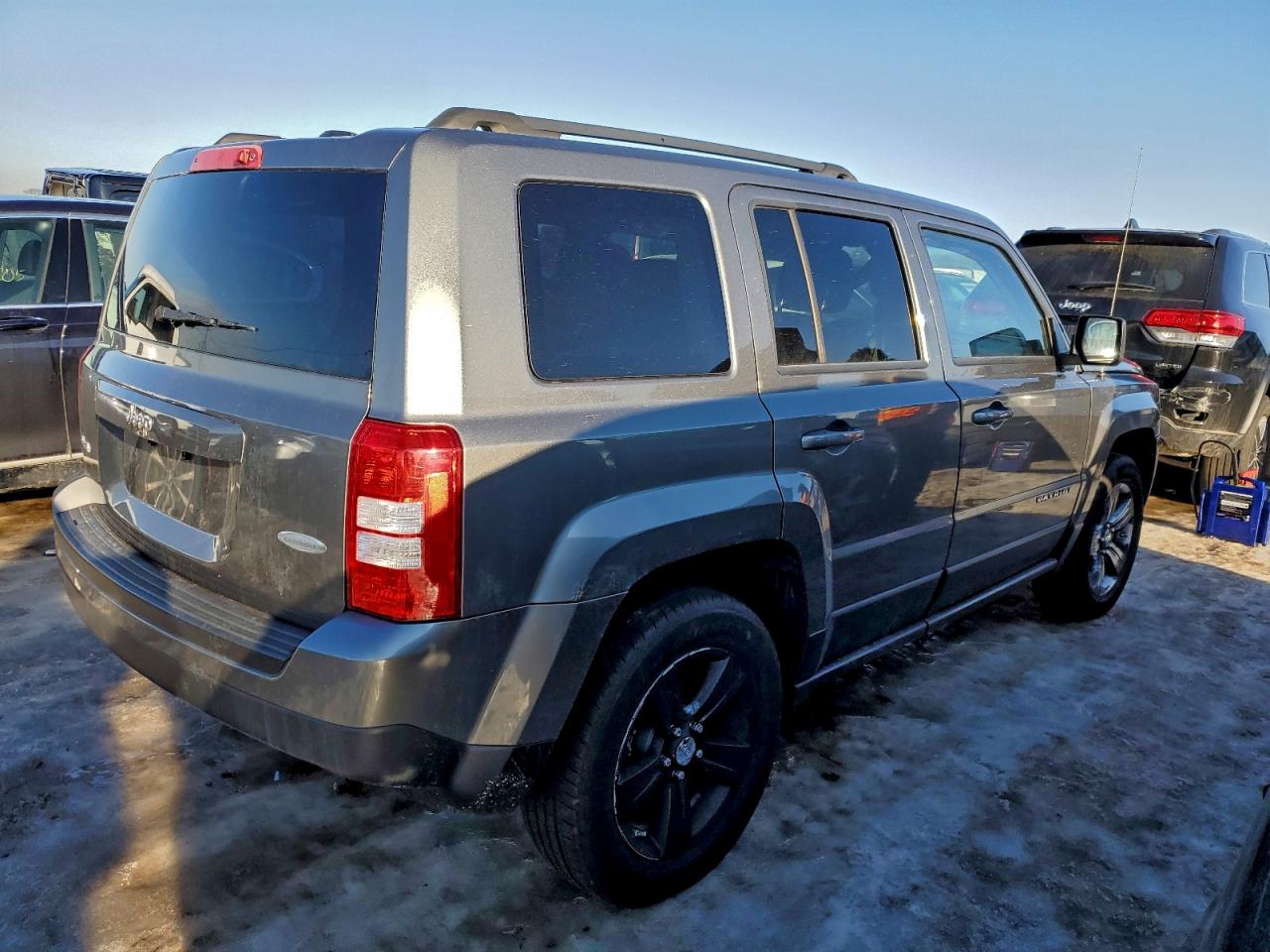 2012 JEEP PATRIOT LATITUDE photo 3