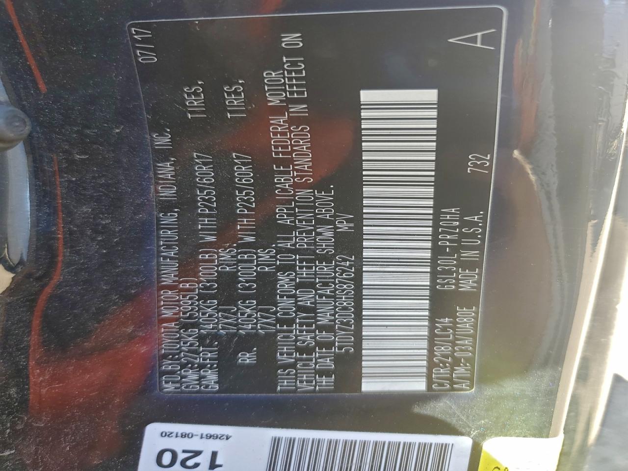 2017 TOYOTA SIENNA XLE photo 14