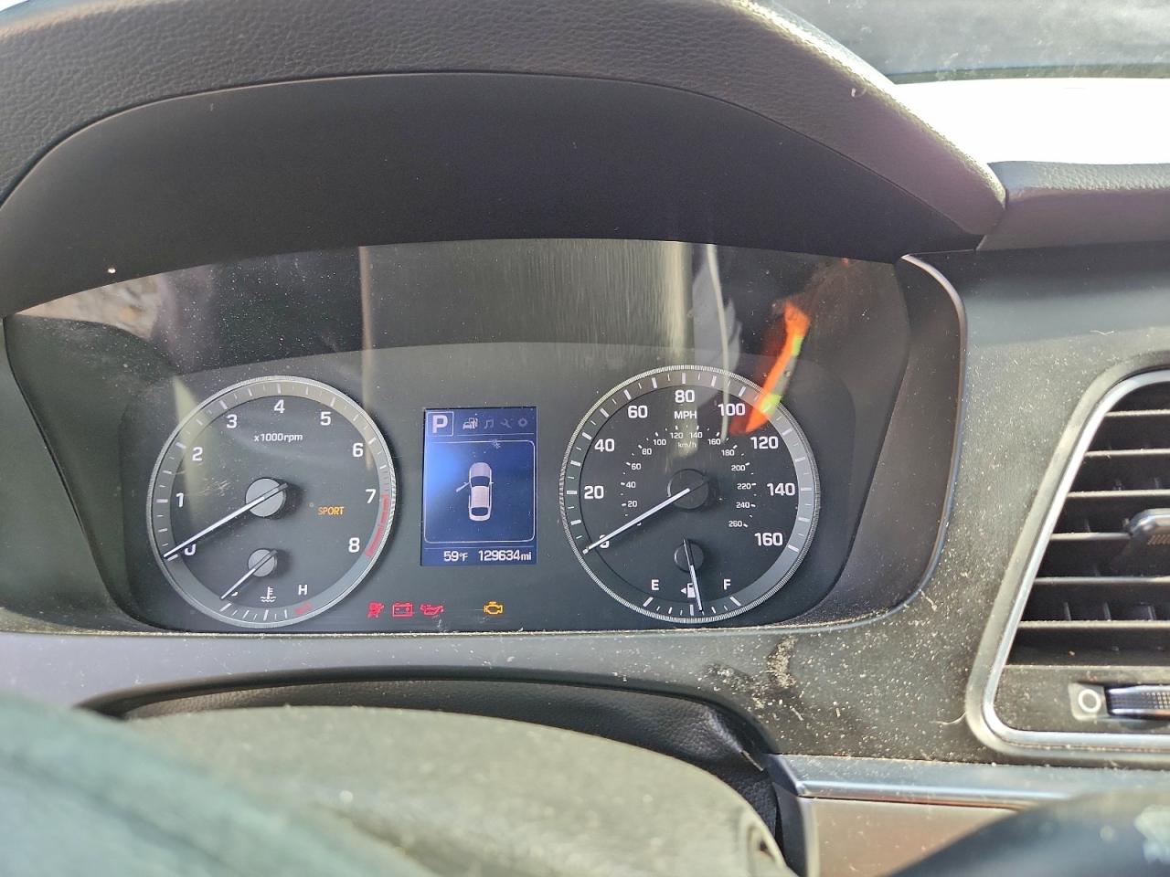 2017 HYUNDAI SONATA SE photo 25
