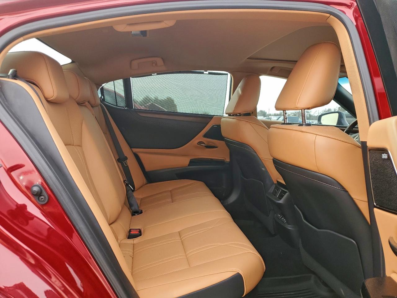 2022 LEXUS ES 300H BASE photo 10